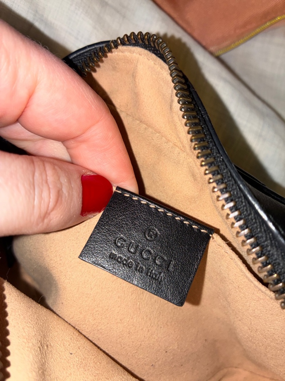 Gucci Black Quilted Leather Crossbody with Gold GG Hardware - Picture 6 of 8